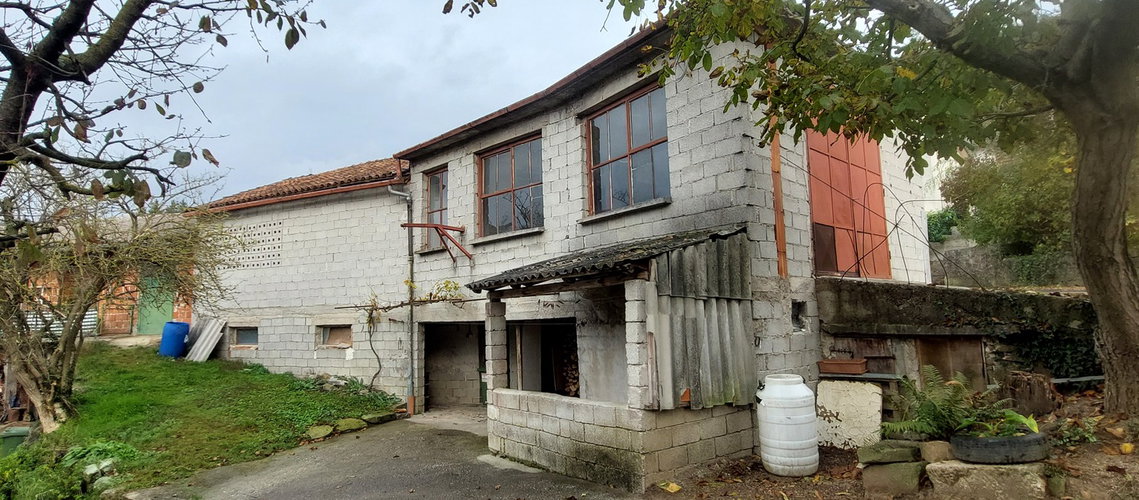 Lokacija: Obalno - kraška, Hrpelje - Kozina, Slivje