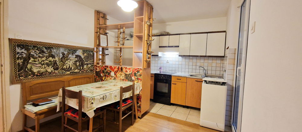 Lokacija: Obalno - kraška, Sežana, Sežana