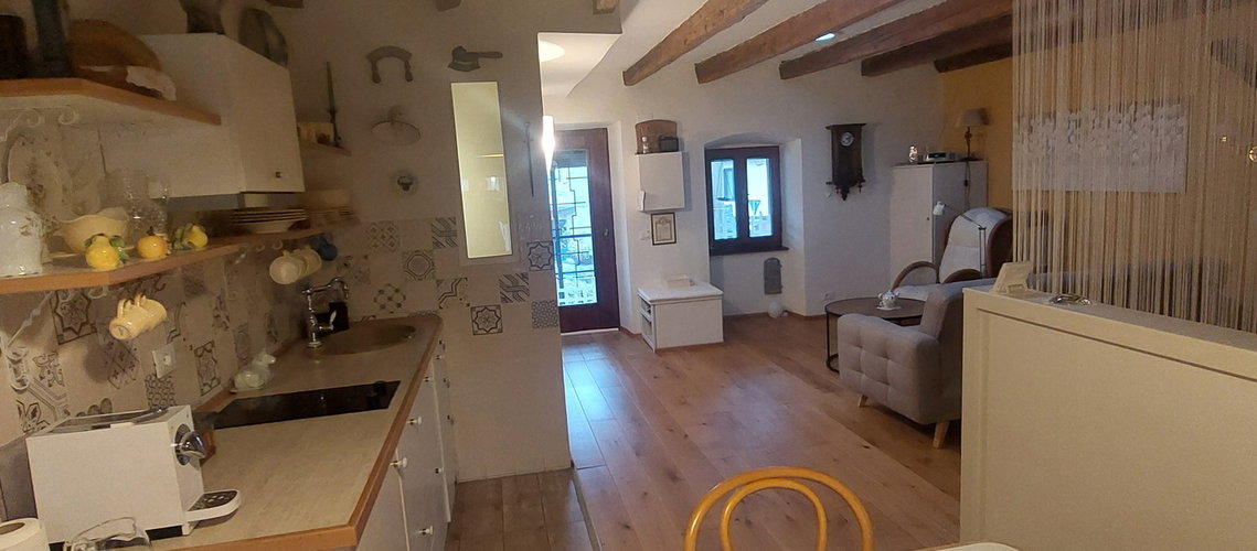 Nepremičnina: Prodaja, Hiša, Vrstna Lokacija: Italija