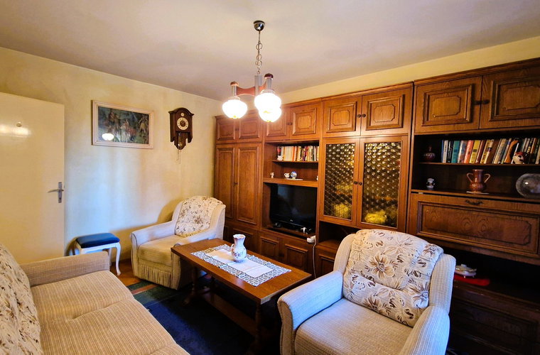 Location: Coastal-Karst, Sežana, Sežana