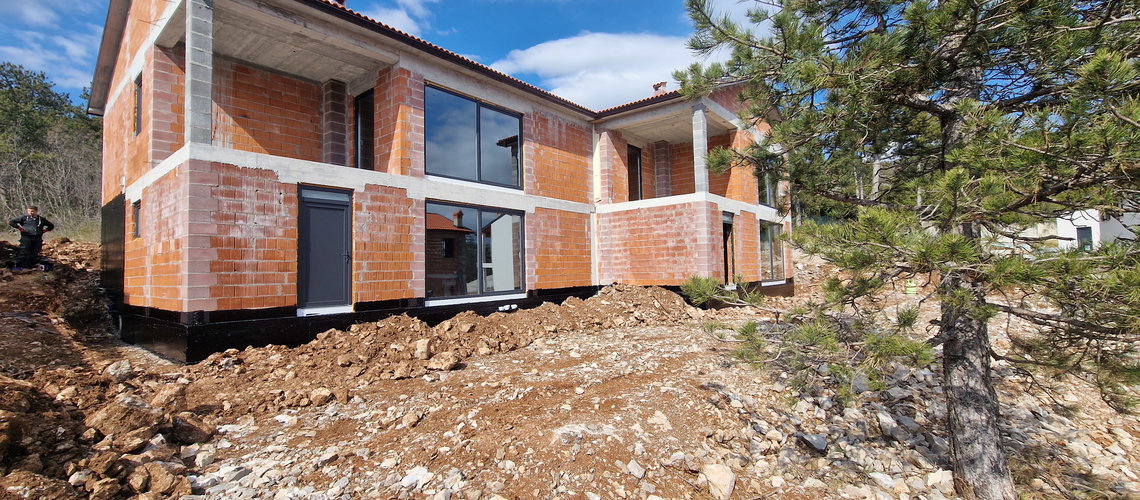Lokacija: Obalno - kraška, Sežana, Lokev
