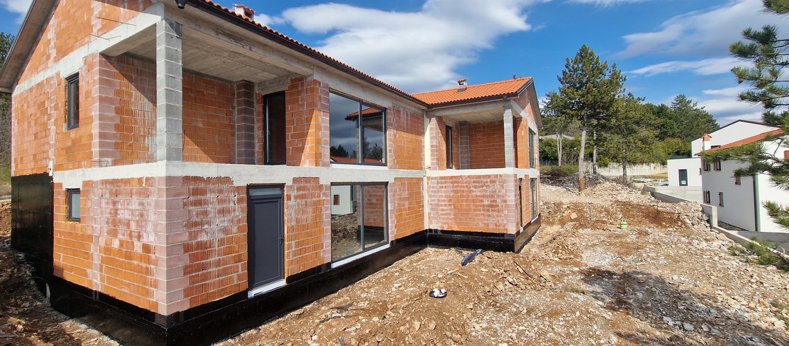 Lokacija: Obalno - kraška, Sežana, Lokev