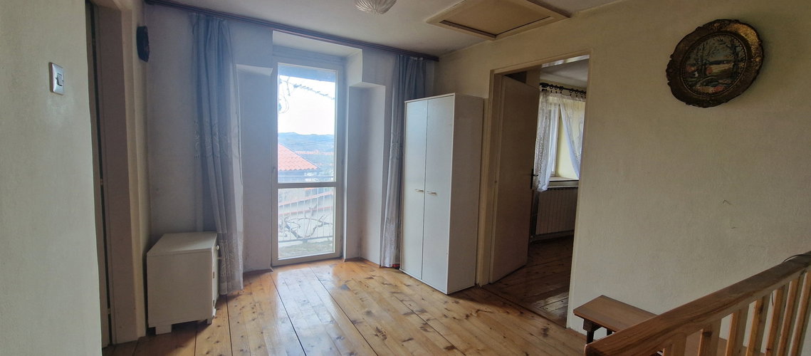 Nepremičnina: Prodaja, Hiša, Vrstna Lokacija: Obalno - kraška, Sežana, Dane pri Sežani
