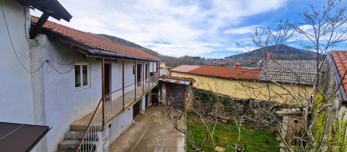 Nepremičnina: Prodaja, Hiša, Vrstna Lokacija: Obalno - kraška, Sežana, Dane pri Sežani
