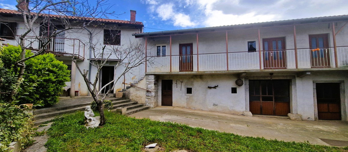 Nepremičnina: Prodaja, Hiša, Vrstna Lokacija: Obalno - kraška, Sežana, Dane pri Sežani