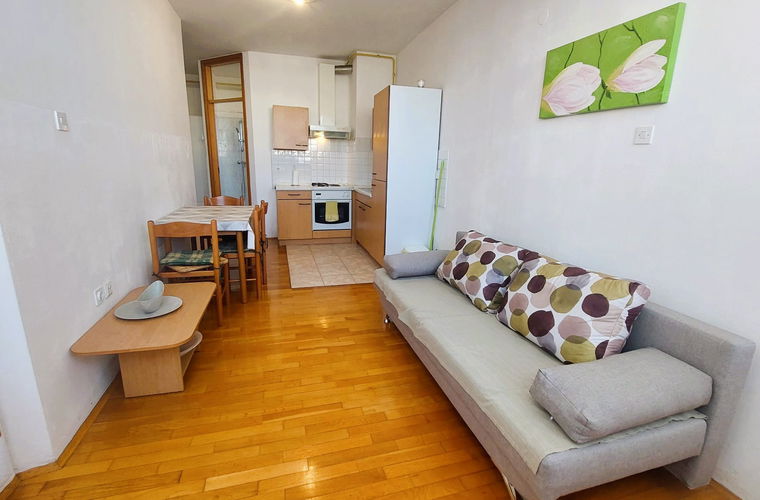 Lokacija: Obalno - kraška, Divača, Divača