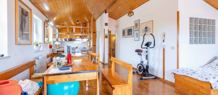 Real estate: Sale, House, Detached Location: Coastal-Karst, Koper, Pomjan