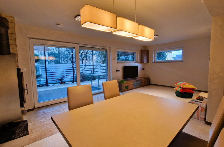 Lokacija: Ljubljana mesto, Moste-Polje, Zg. Kašelj