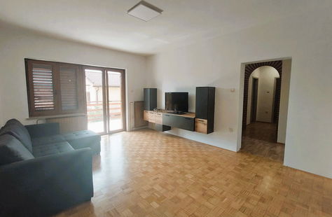 Obalno - kraška, Koper, Dekani, Oddaja, Stanovanje, 4-sobno, 85 m<sup>2</sup>, 1984