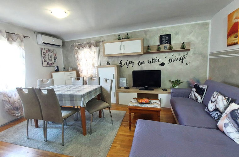 Lokacija: Obalno - kraška, Koper, Center