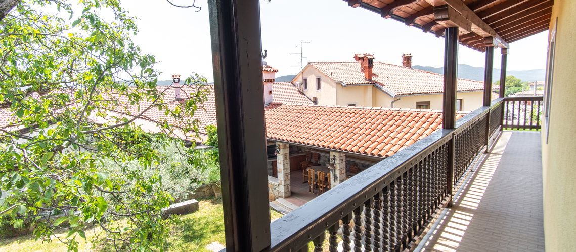 Lokacija: Obalno - kraška, Sežana, Tomaj