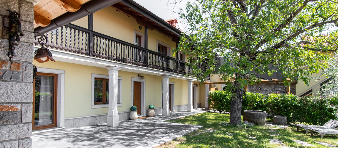 Lokacija: Obalno - kraška, Sežana, Tomaj