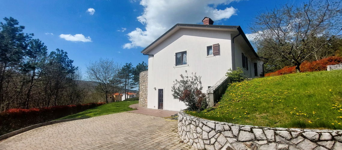 Lokacija: Obalno - kraška, Sežana, Lokev