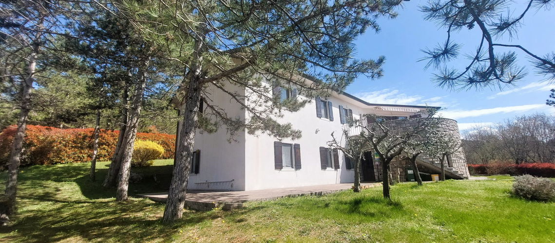 Lokacija: Obalno - kraška, Sežana, Lokev