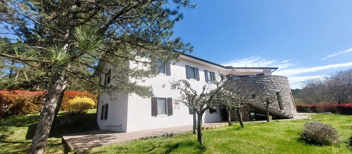 Lokacija: Obalno - kraška, Sežana, Lokev