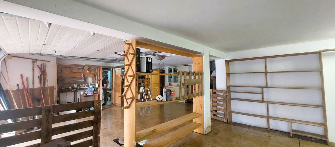 Lokacija: Obalno - kraška, Sežana, Plešivica