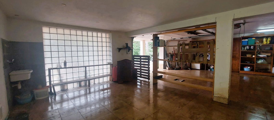 Lokacija: Obalno - kraška, Sežana, Plešivica