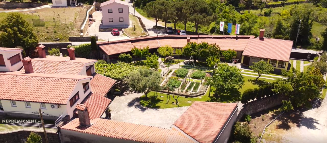 Real estate: Sale, House, Detached Location: Coastal-Karst, Koper, Pomjan