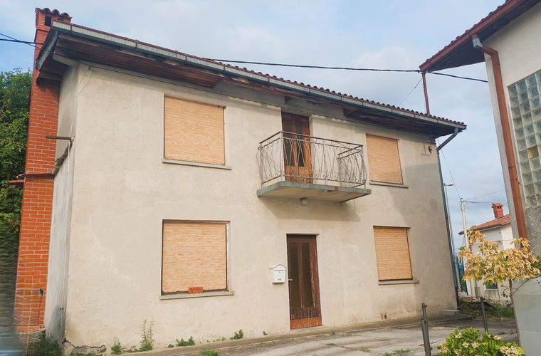 Lokacija: Goriška, Brda