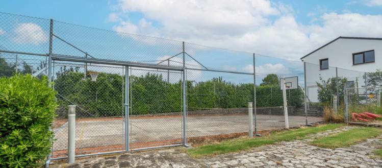 Real estate: Sale, House, Detached Location: Coastal-Karst, Koper, Pomjan