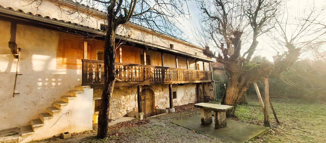 Location: Coastal-Karst, Komen, Kobjeglava
