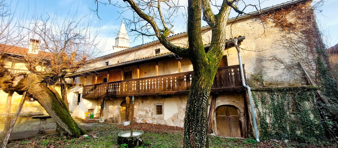 Nepremičnina: Prodaja, Hiša, Samostojna Lokacija: Obalno - kraška, Komen, Kobjeglava