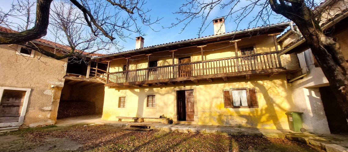 Nepremičnina: Prodaja, Hiša, Samostojna Lokacija: Obalno - kraška, Komen, Kobjeglava