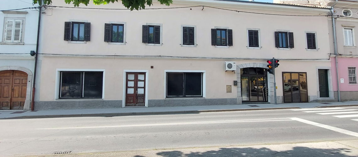 Lokacija: Obalno - kraška, Sežana, Sežana