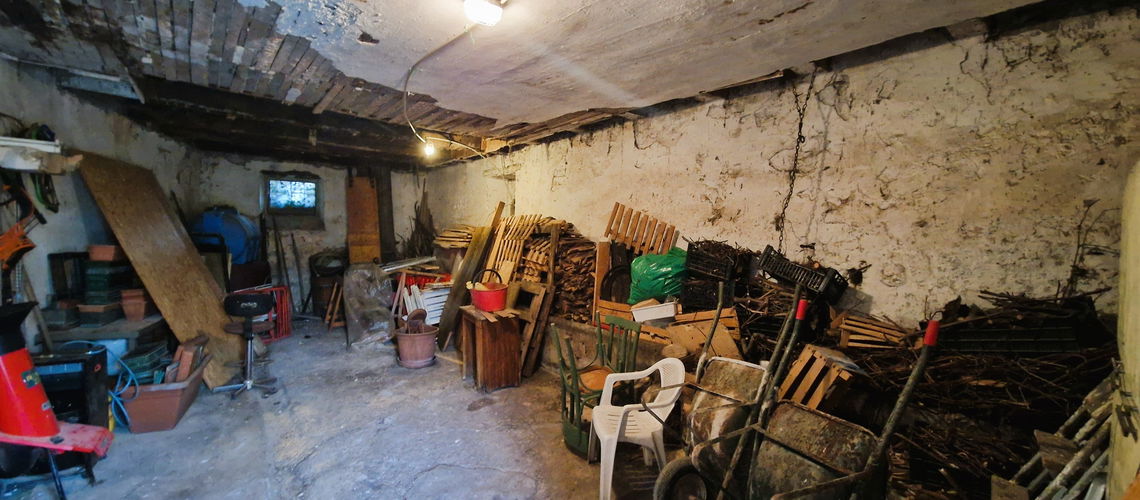 Lokacija: Obalno - kraška, Sežana, Ponikve