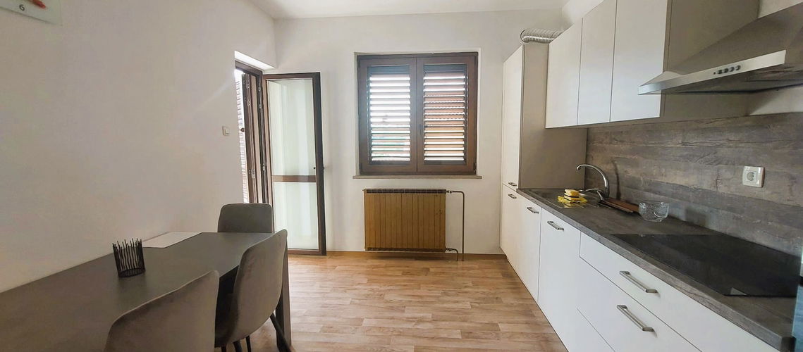 Lokacija: Obalno - kraška, Koper, Dekani