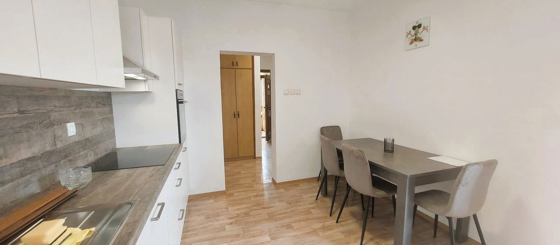 Lokacija: Obalno - kraška, Koper, Dekani