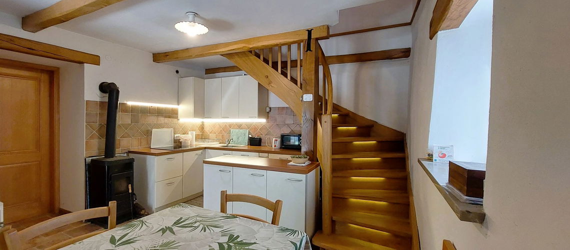 Nepremičnina: Prodaja, Hiša, Samostojna Lokacija: Obalno - kraška, Komen, Volčji Grad