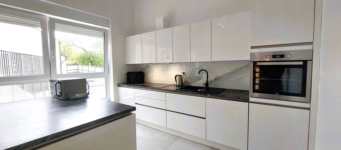 Nepremičnina: Prodaja, Stanovanje, 5+ več sobno Lokacija: Goriška, Nova Gorica, Ajševica