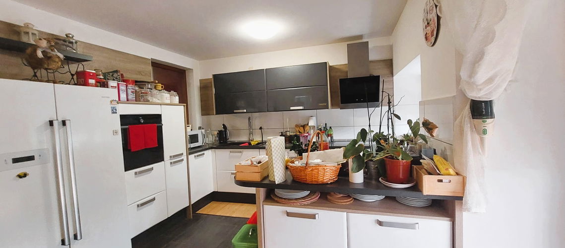 Lokacija: Obalno - kraška, Koper, Srgaši