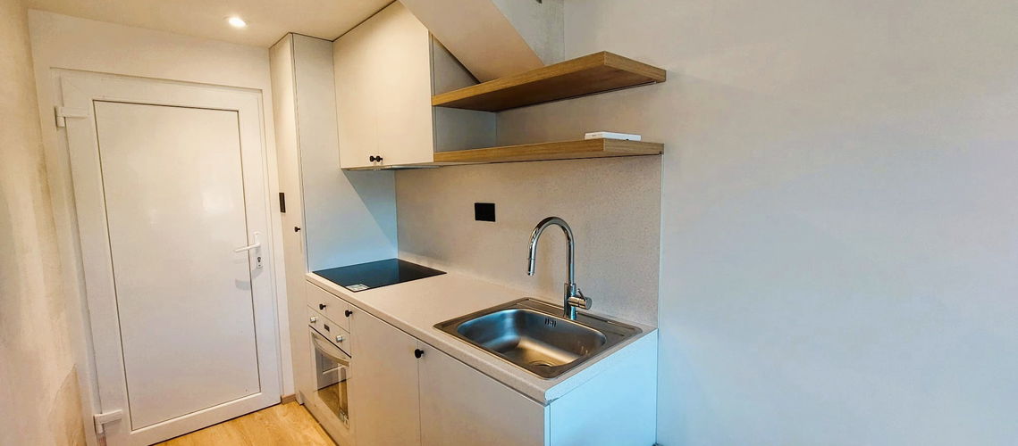 Lokacija: Obalno - kraška, Izola, Center