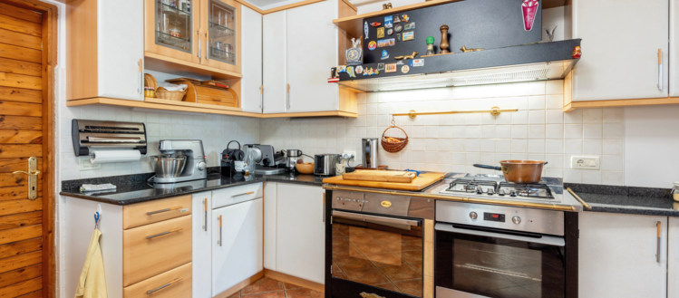 Real estate: Sale, House, Detached Location: Coastal-Karst, Koper, Pomjan