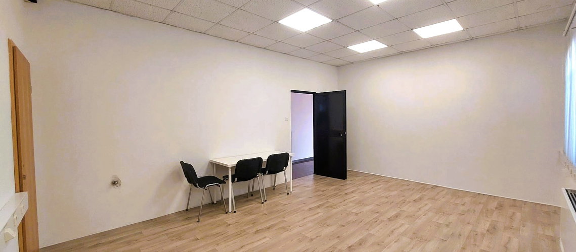 Nepremičnina: Oddaja, Poslovni prostor, Pisarna Lokacija: Obalno - kraška, Koper, Šalara