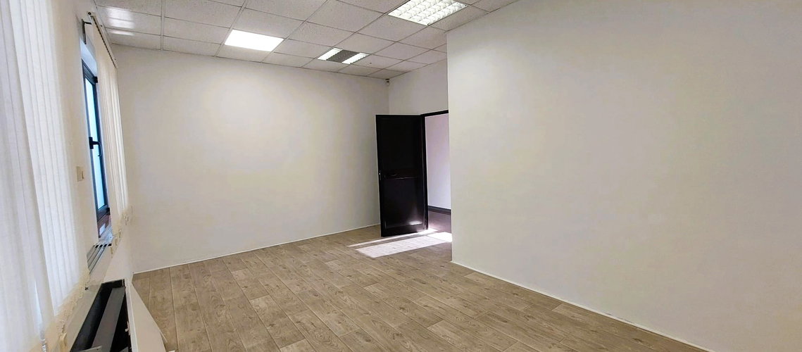 Nepremičnina: Oddaja, Poslovni prostor, Pisarna Lokacija: Obalno - kraška, Koper, Šalara