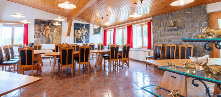 Real estate: Sale, House, Detached Location: Coastal-Karst, Koper, Pomjan