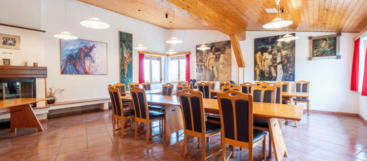 Real estate: Sale, House, Detached Location: Coastal-Karst, Koper, Pomjan