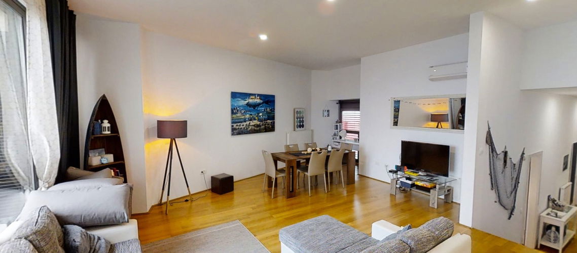 Location: Coastal-Karst, Koper, Markovec