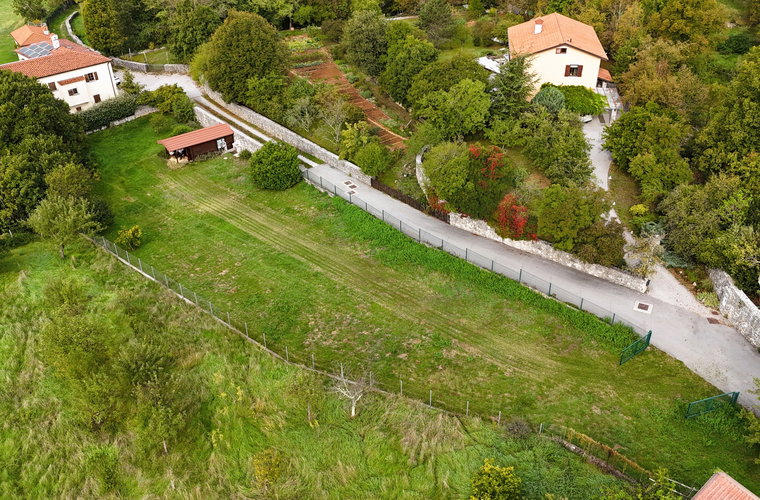 Lokacija: Obalno - kraška, Sežana, Kosovelje