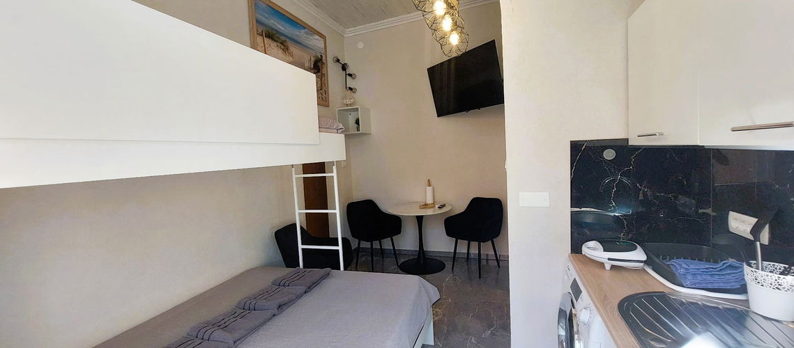 Location: Coastal-Karst, Koper, Center