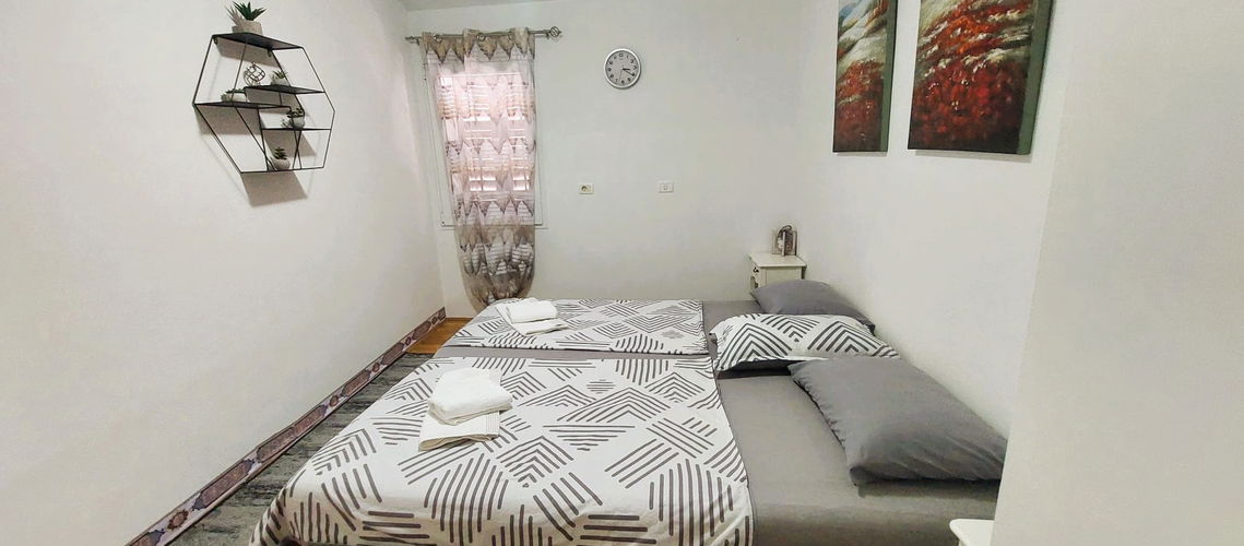 Real estate: Sale, Apartment, 3-bedroom Location: Coastal-Karst, Koper, Center