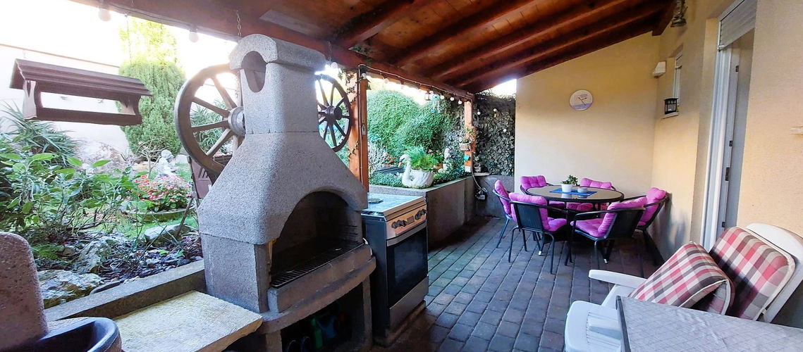 Lokacija: Hrvaška, Istarska županija, Buje, Kaldanija