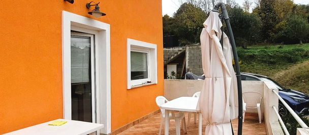 Lokacija: Obalno - kraška, Koper, Srgaši