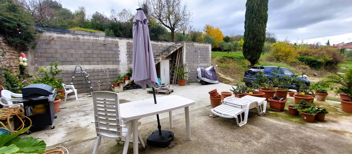 Lokacija: Obalno - kraška, Koper, Srgaši