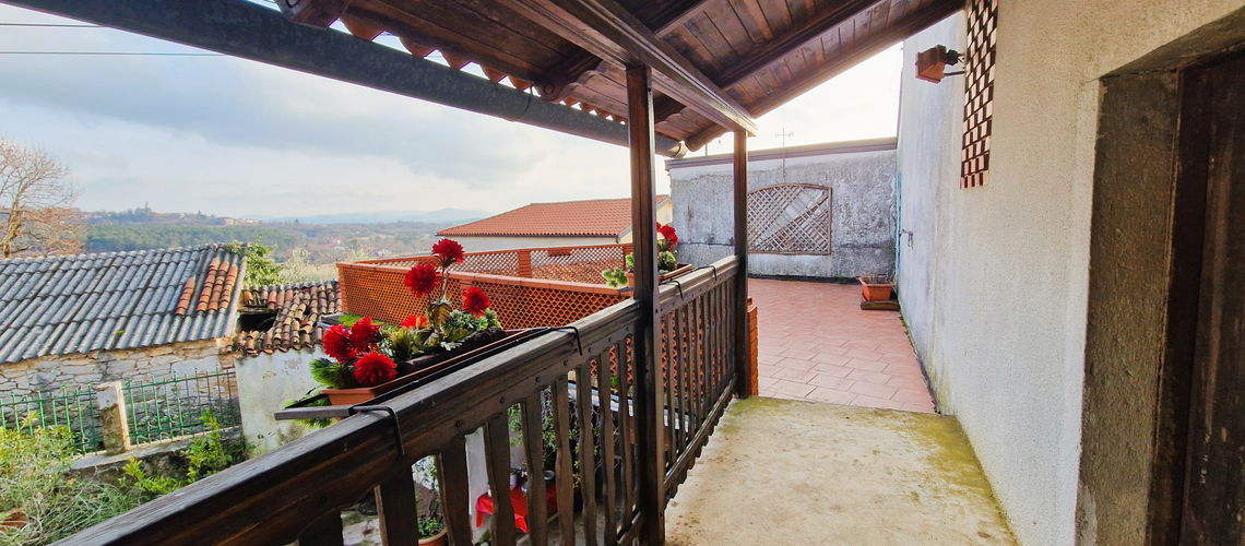 Lokacija: Obalno - kraška, Sežana, Ponikve