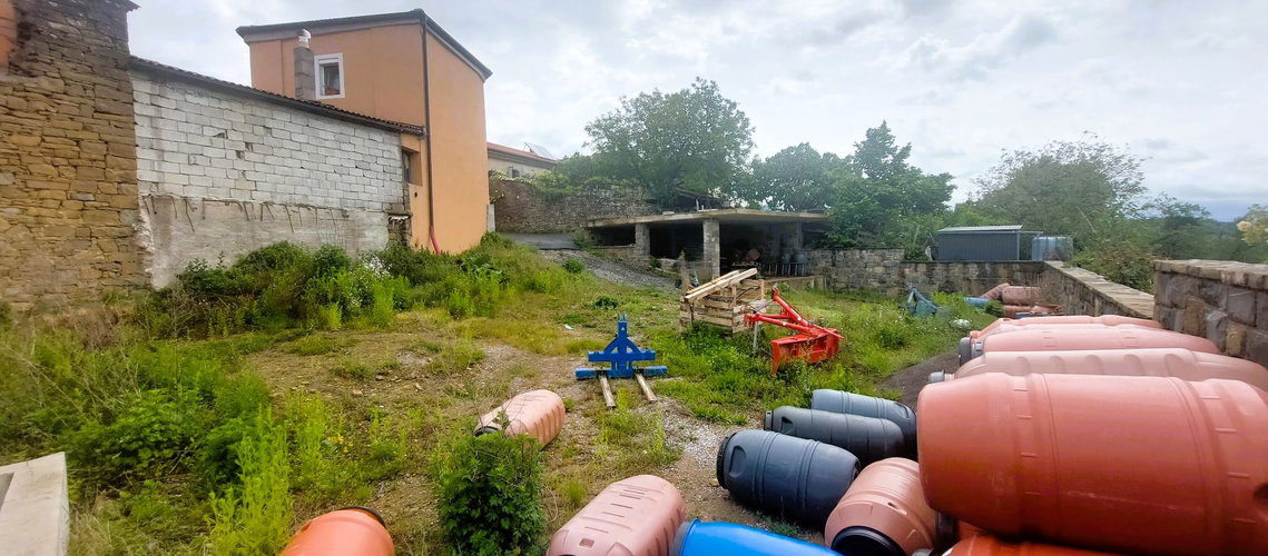 Lokacija: Obalno - kraška, Hrpelje - Kozina, Ocizla