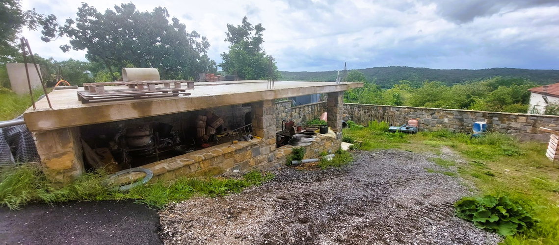Lokacija: Obalno - kraška, Hrpelje - Kozina, Ocizla